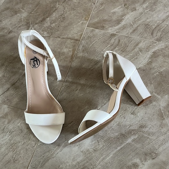 White Block Heel - Picture 2 of 4